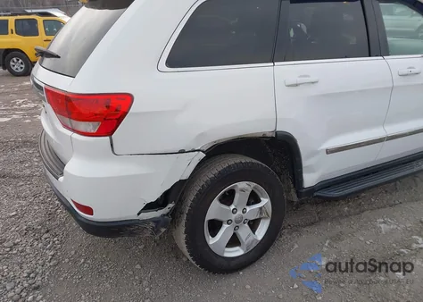 2013 Jeep Grand Cherokee Laredo из США, поврежденный, VIN 1C4RJFAG8DC561134